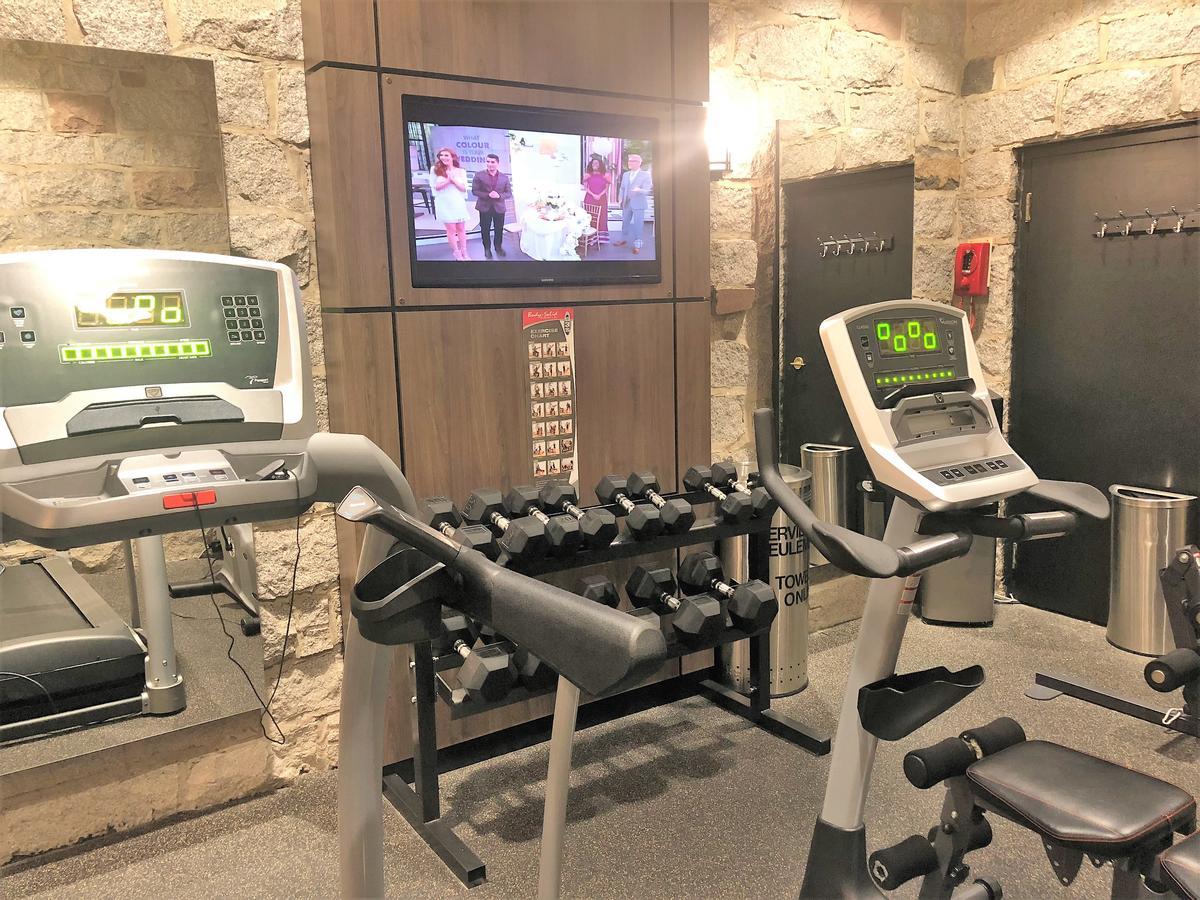 Western Universel Hotel Drummondville