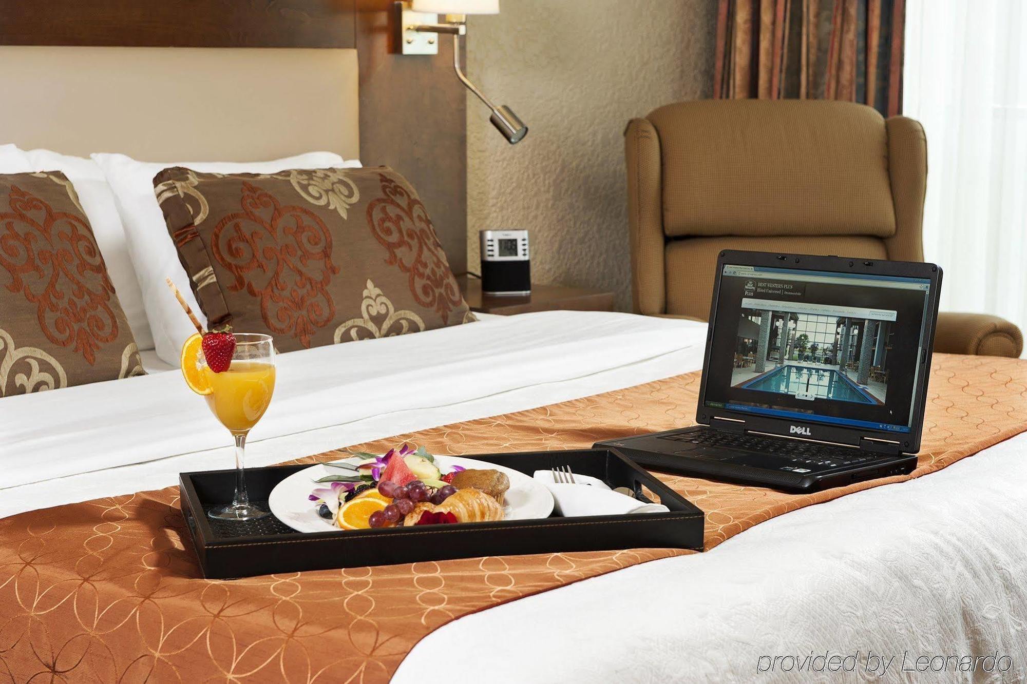 Western Universel Hotel Drummondville
